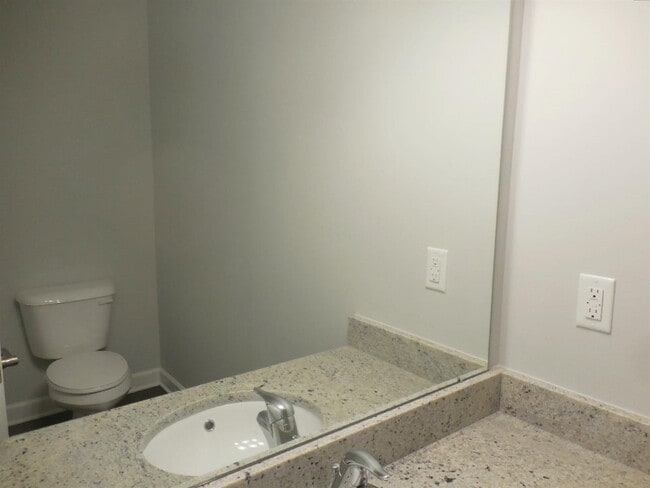 Building Photo - 5657 Arbor Chase Dr