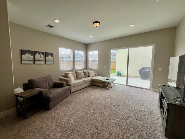 Building Photo - Lovely Single Family Home in Sea Haven -  Coming Soon!