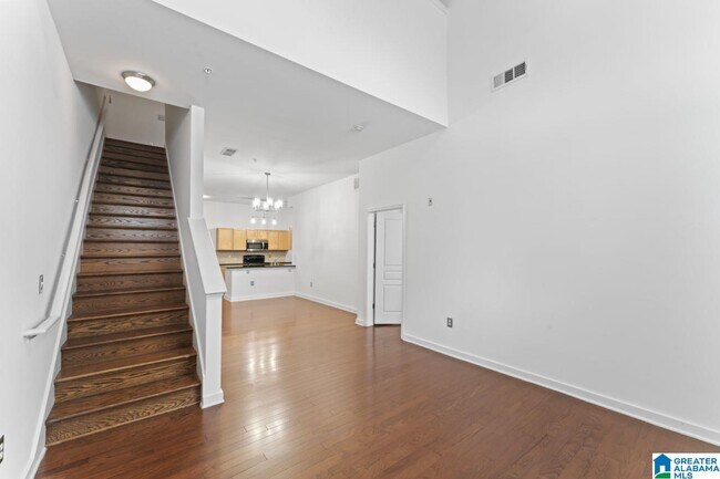 Building Photo - 2020 5th Ave S