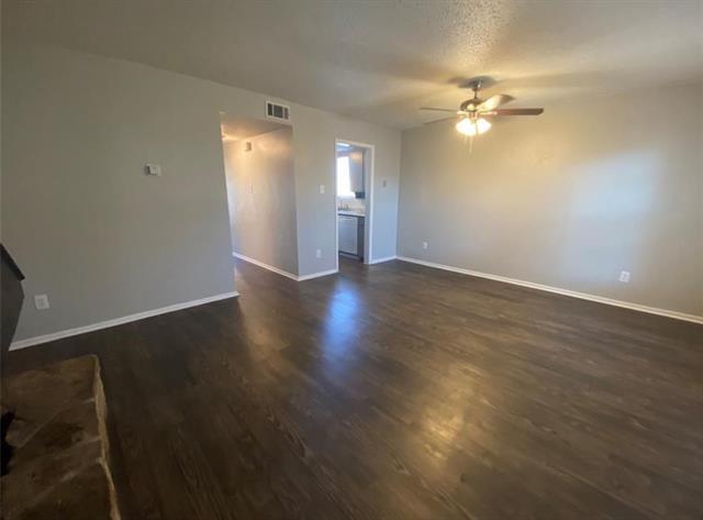 Building Photo - 6327 Walraven Cir