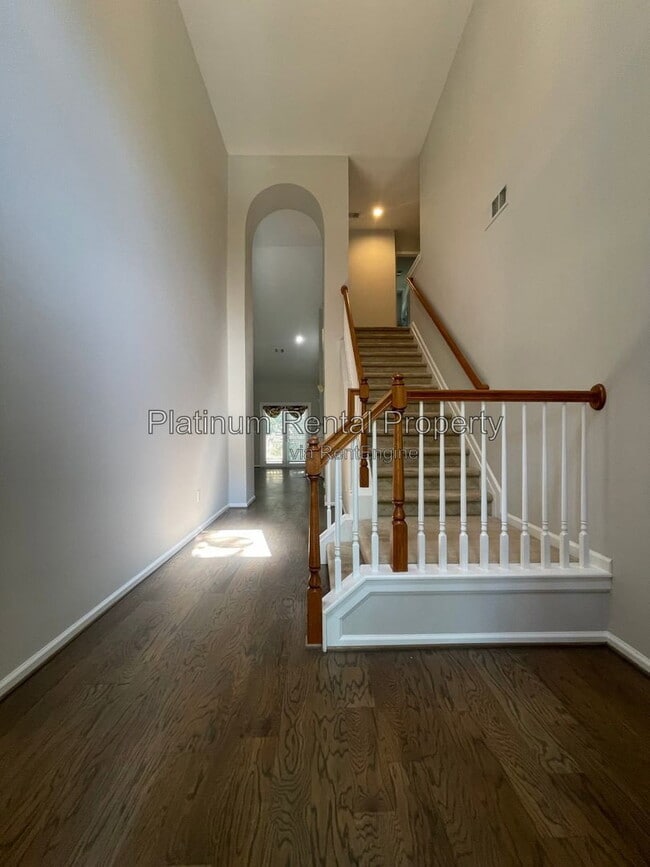 Building Photo - 720 Treadstone Ct