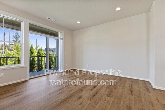 Building Photo - 13086 SW Aubergine Ter