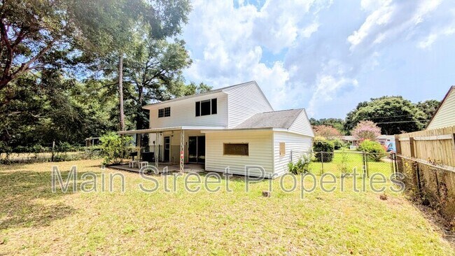 Building Photo - 2117 Pullman Cir