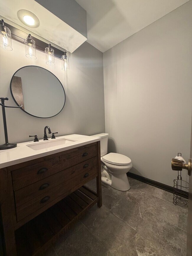Building Photo - 1101 Silverwood Cove