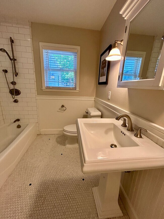 Building Photo - Charming Santa Clara Home – Prime Location...