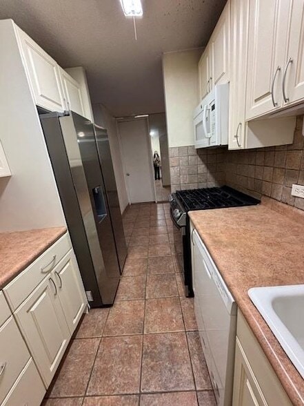 Building Photo - 7000 JFK Blvd E