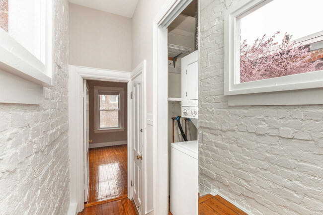 Building Photo - 1708 Park Ave