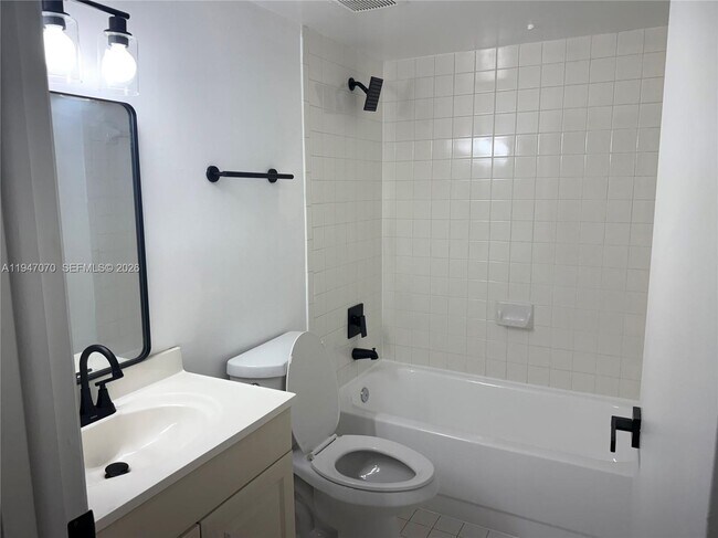 Building Photo - 8323 Lake Dr