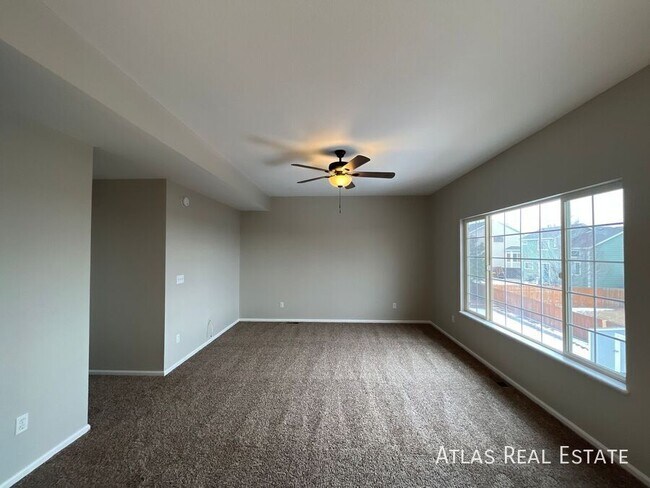 Building Photo - 6423 Elsinore Dr