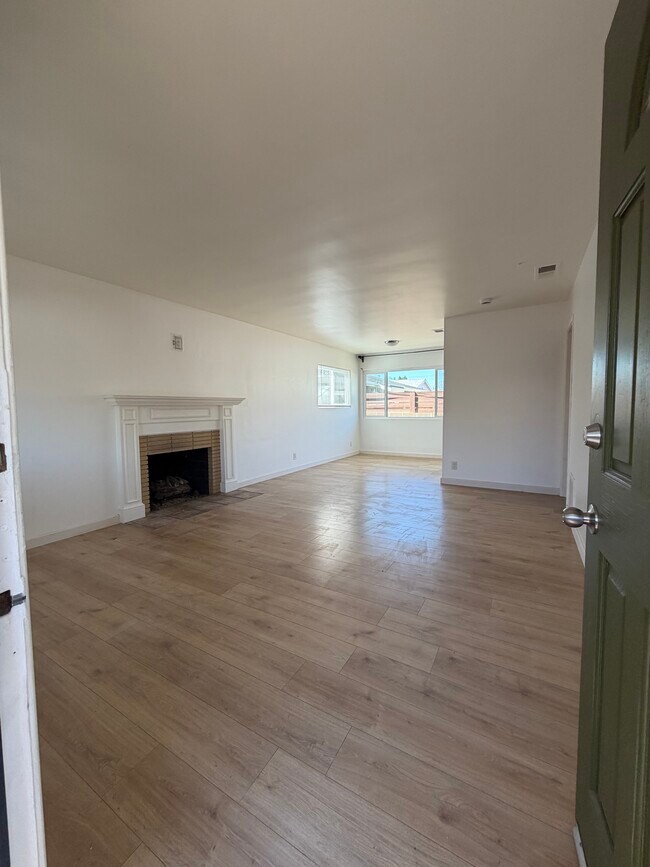 Building Photo - 2312 247th St