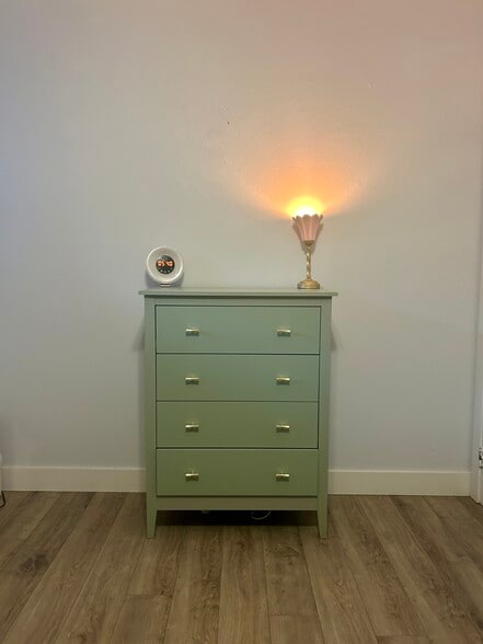 Building Photo - 1476 W Dakota Ave