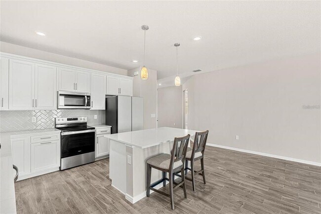 Building Photo - 14334 Noto Ave