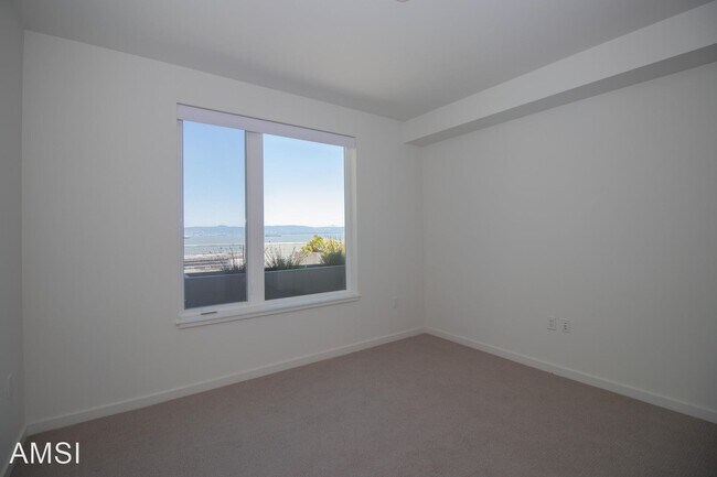 Building Photo - 2 br, 2 bath House - 52 Innes Ct #201