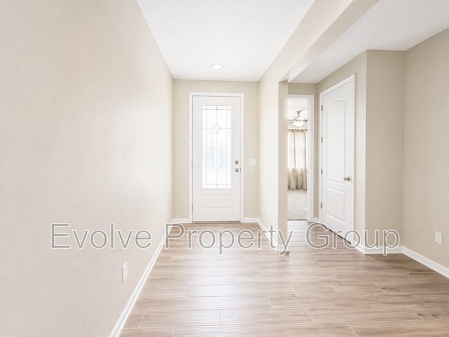 Building Photo - 231 Flach Dr