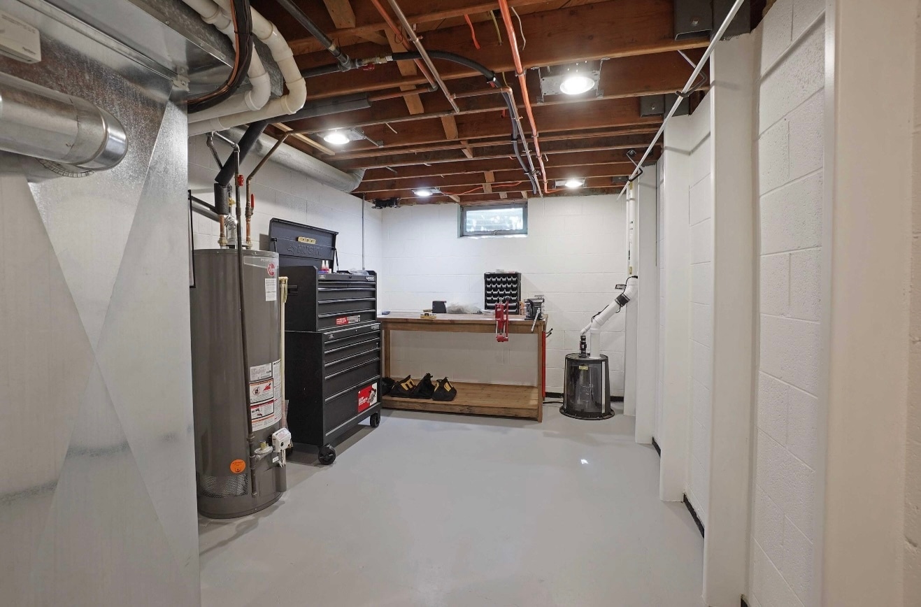 Building Photo - 4685 N 150th St