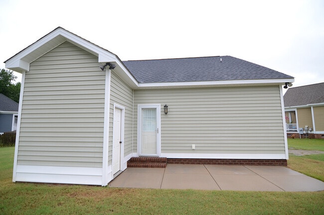 Building Photo - 2805 Mallory Dr NW