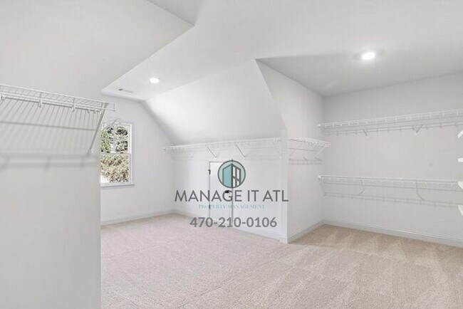 Building Photo - Beautiful 5 bedroom house in Suwanee. Lambert High School district!