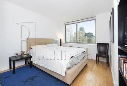 Primary Photo - 3 bedroom in NEW YORK NY 10038