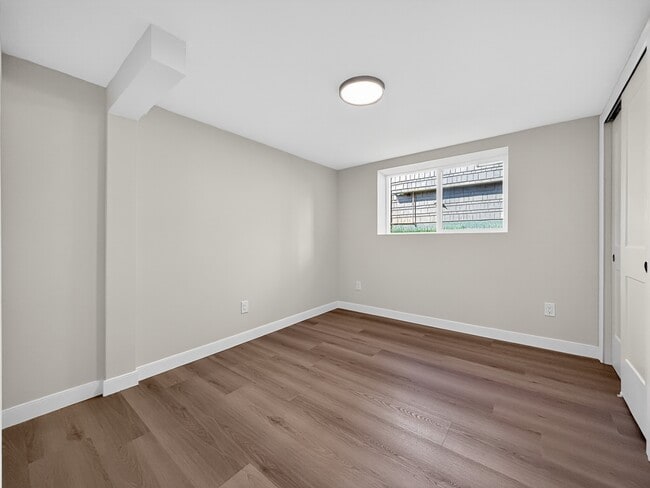 Building Photo - 8037 Brooklyn Ave NE