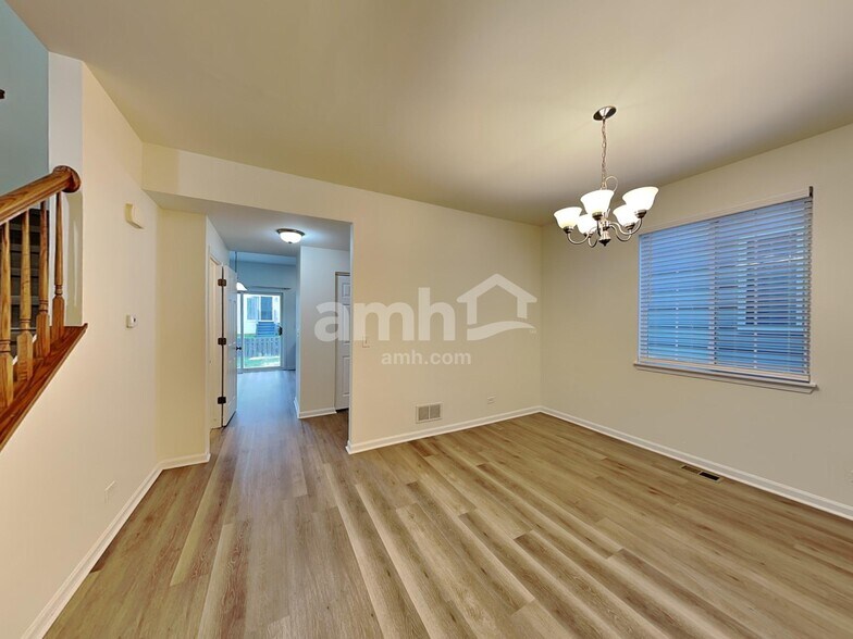 Building Photo - 1209 Fawnlily Cir