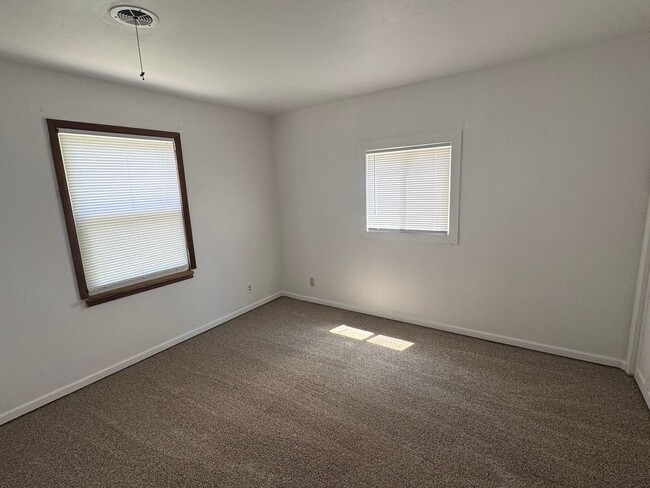 Building Photo - Single-family home available now near UNI