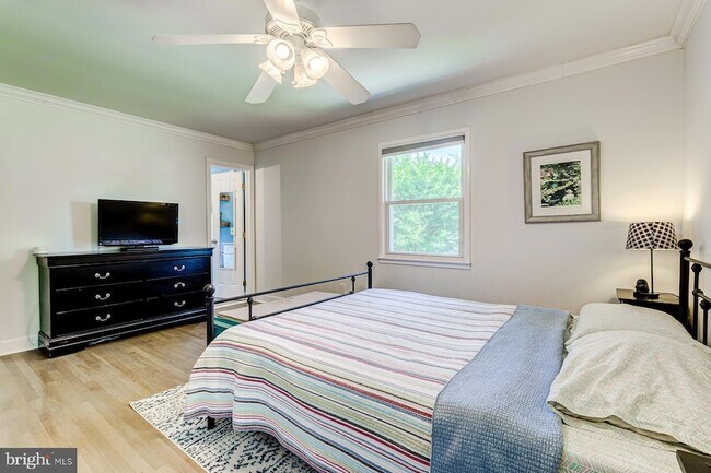 Building Photo - 7806 Jansen Dr