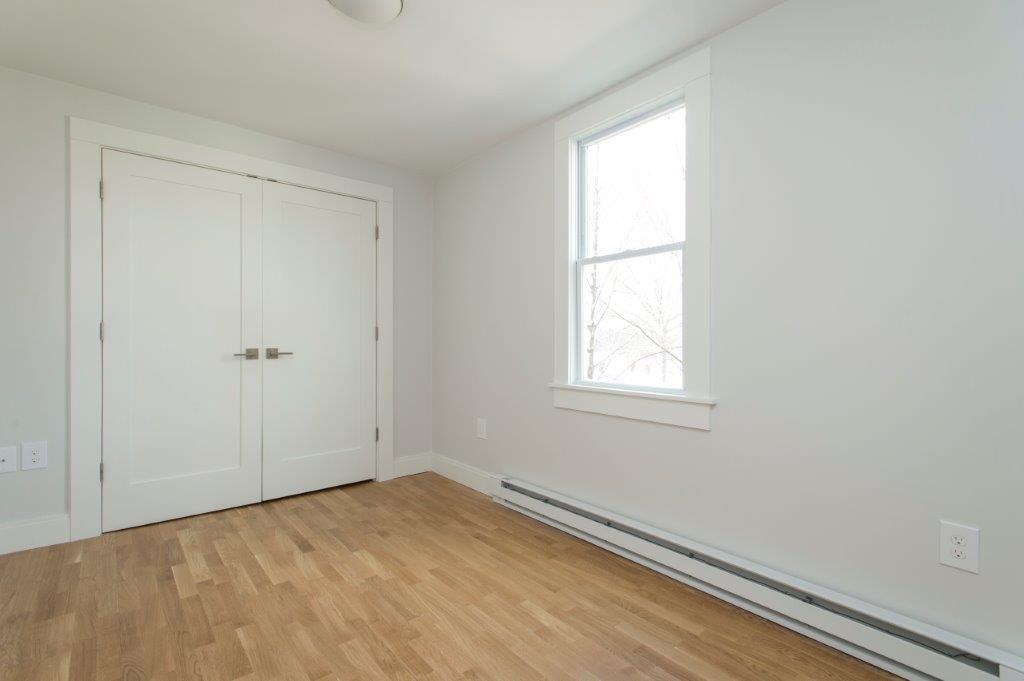 Building Photo - 37 Radnor Rd