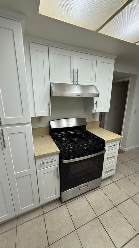 Building Photo - 1621 Gish Ave