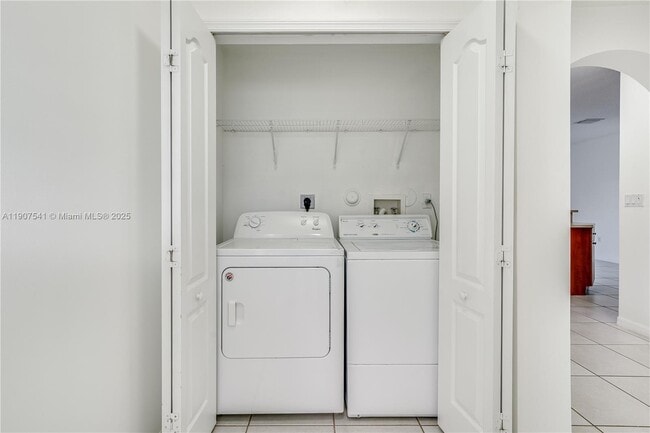 Building Photo - 2889 SW 129th Way