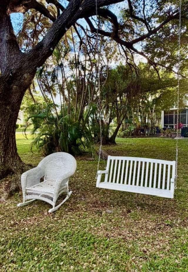 Building Photo - 433 Durham O