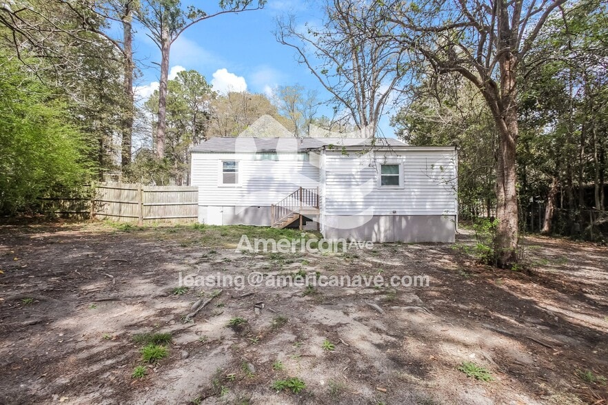 Building Photo - 1419 Bonner Ave