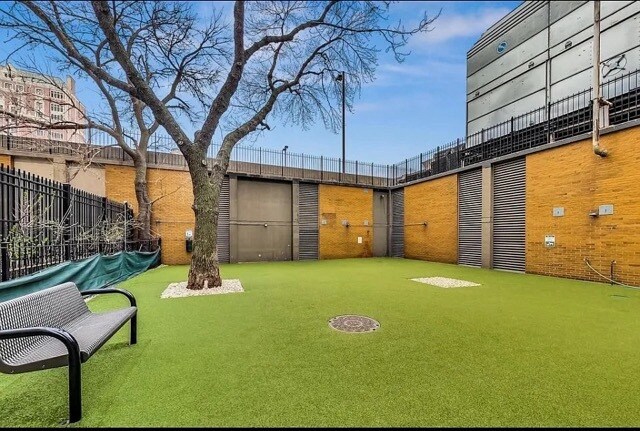 Building Photo - 655 W Irving Park Rd