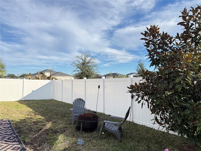 Building Photo - 7656 SW 74th Lp