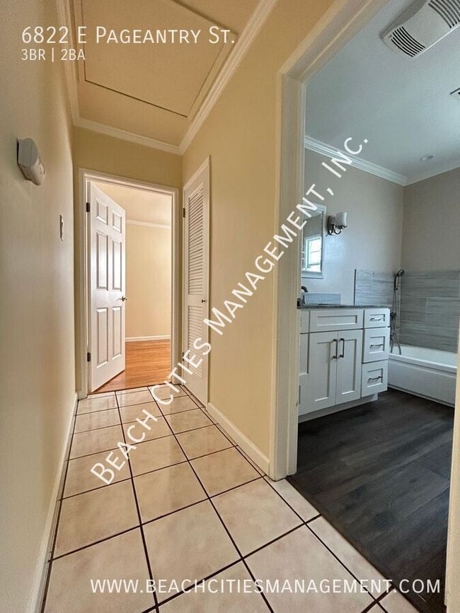 Building Photo - 6822 E Pageantry St