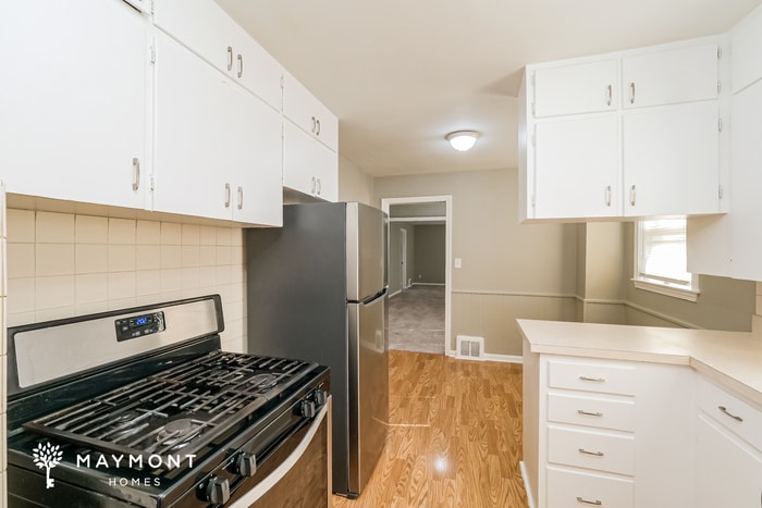 Building Photo - 10808 E 58 St