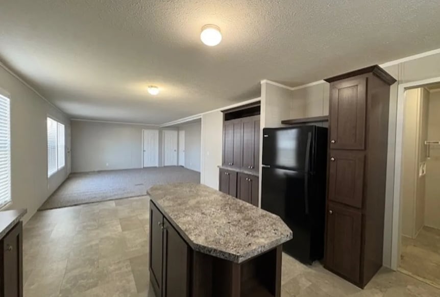 Building Photo - 105 Nicole Ct