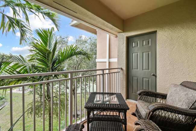 outdoor patio w storage unit - 6450 Emerald Dunes Dr