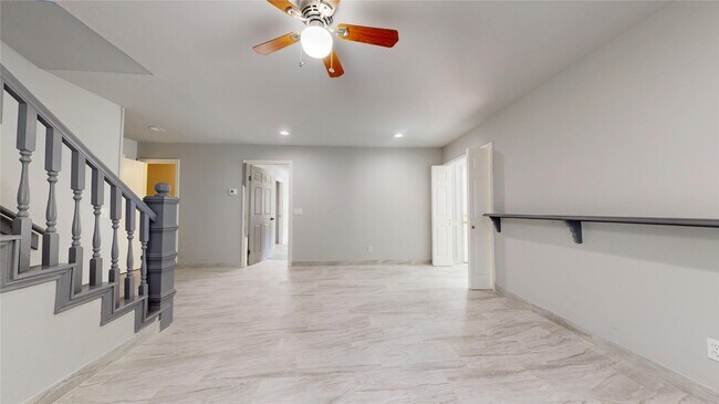 Building Photo - 14715 Woodward Gardens Dr