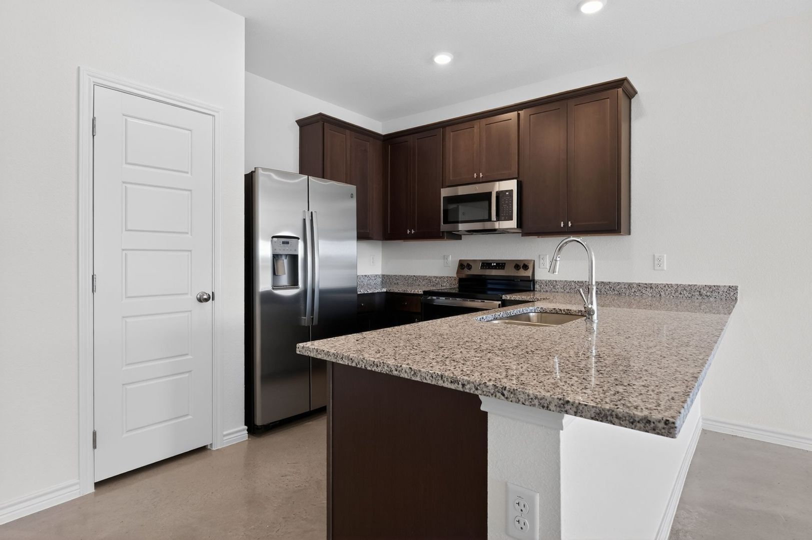 Building Photo - 1255 Concord Dr