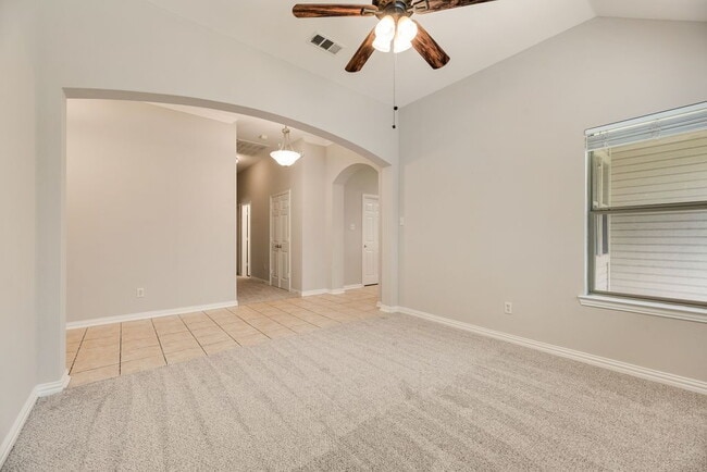 Building Photo - Spacious 4-Bedroom Gem with 2 Full Baths in McKinney - Your New 2025 Sq Ft Sanctuary!