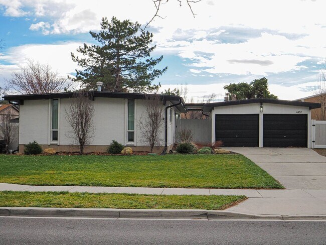 Building Photo - 5 Bedroom, 2.5 Bathrooms Home