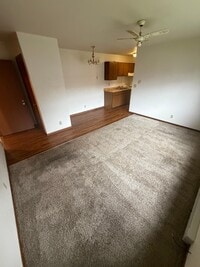 Building Photo - 222 High Line St