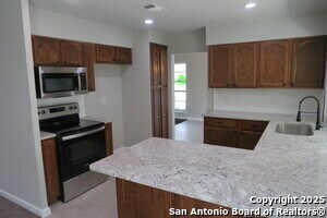 Building Photo - 1226 Billings Dr