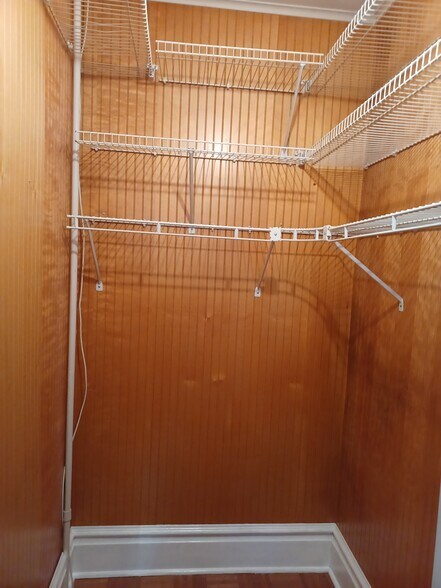 Walk In Closet 1-1st Floor - 26 Cottage St