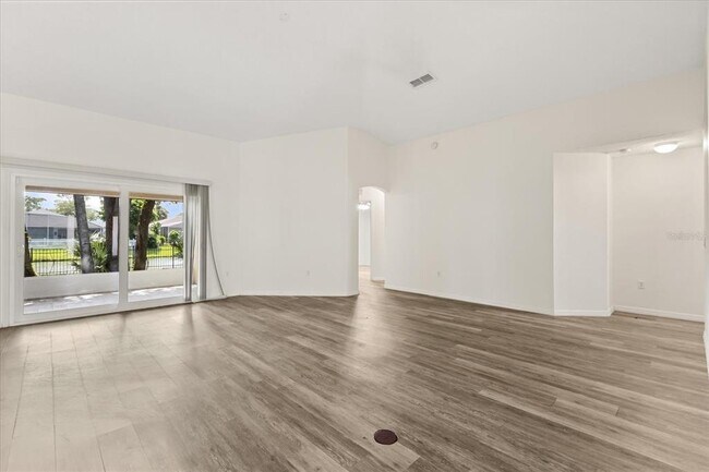 Building Photo - 410 Central Mariners Dr