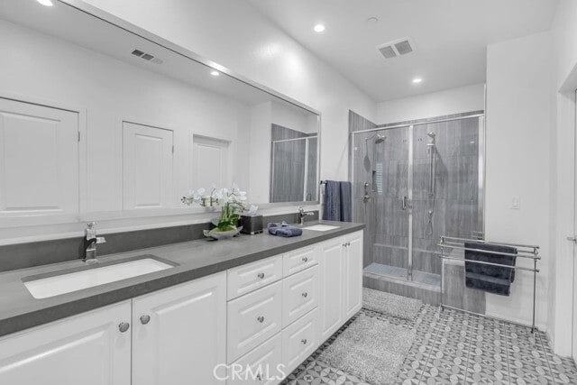 Building Photo - 50880 Monterey Cyn Dr