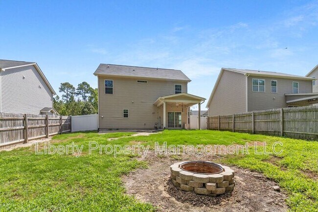 Building Photo - 69 Taplow Trail