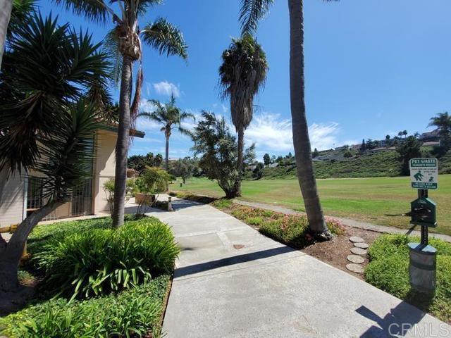 Building Photo - 2625 Pirineos Way