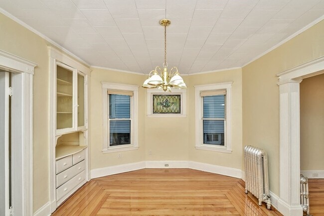 Building Photo - 106 Greenbrier St