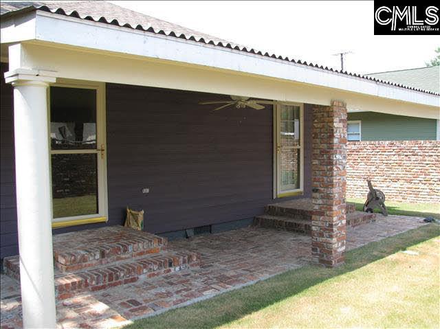 Building Photo - 700 Chester St